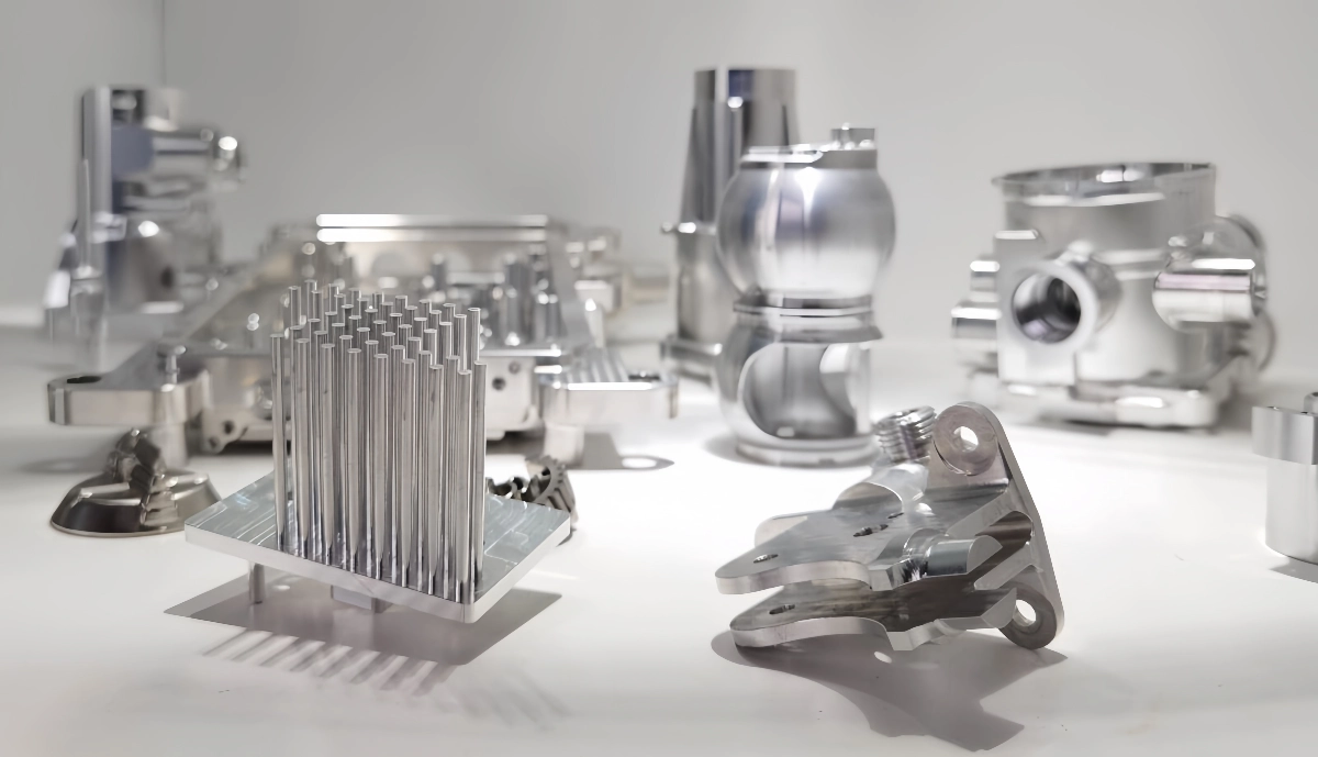 Machine creating CNC aluminum prototype accurately
