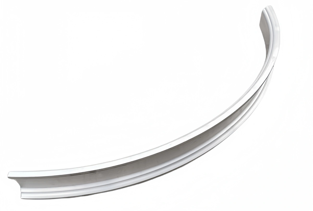 Manufacturing a long curved aluminum extrusion part