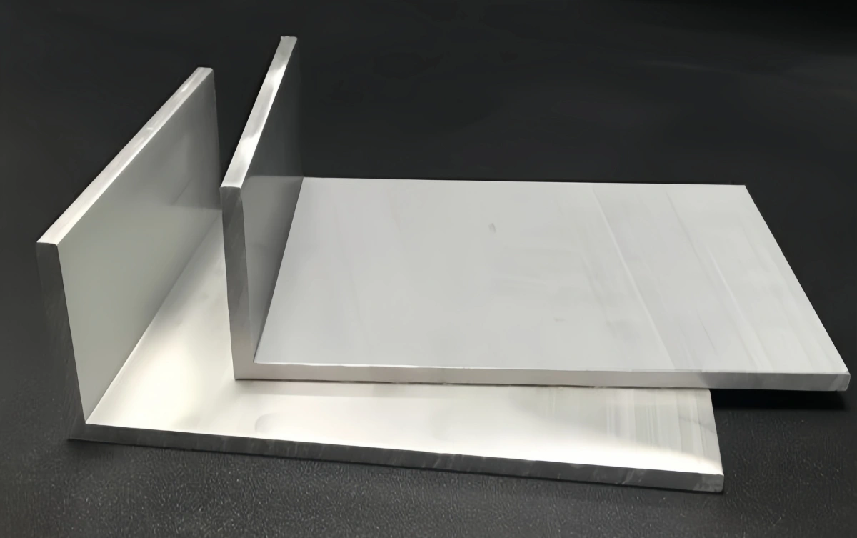 The manufacturing process of aluminum angle extrusion